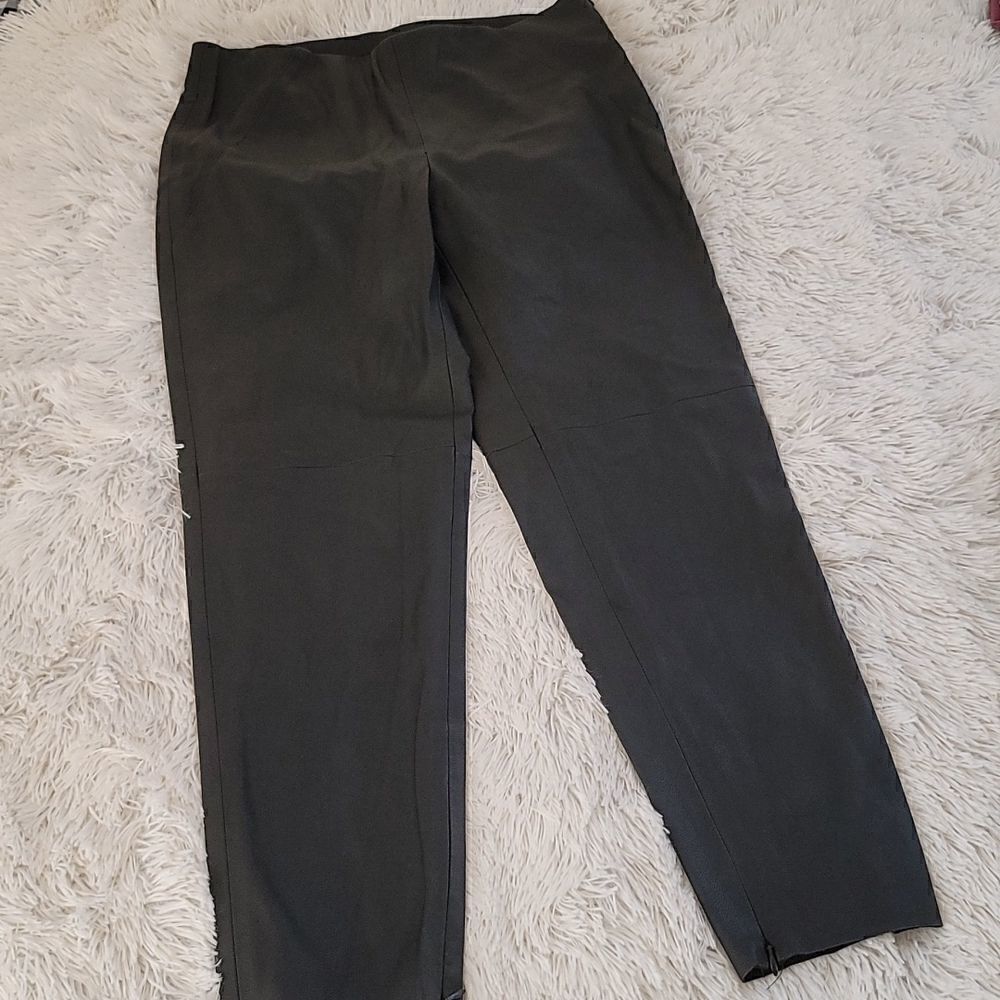 ⏳️Zara Black Faux Leather Side Zipper Ankle zipper Pants Size Large